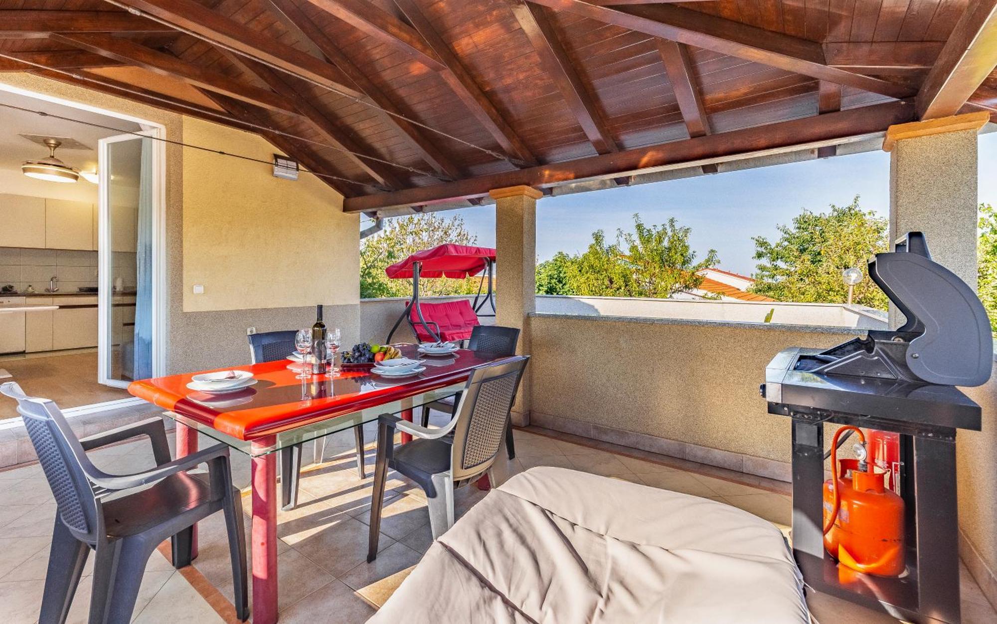 All Seasons Apartment Pula Extérieur photo